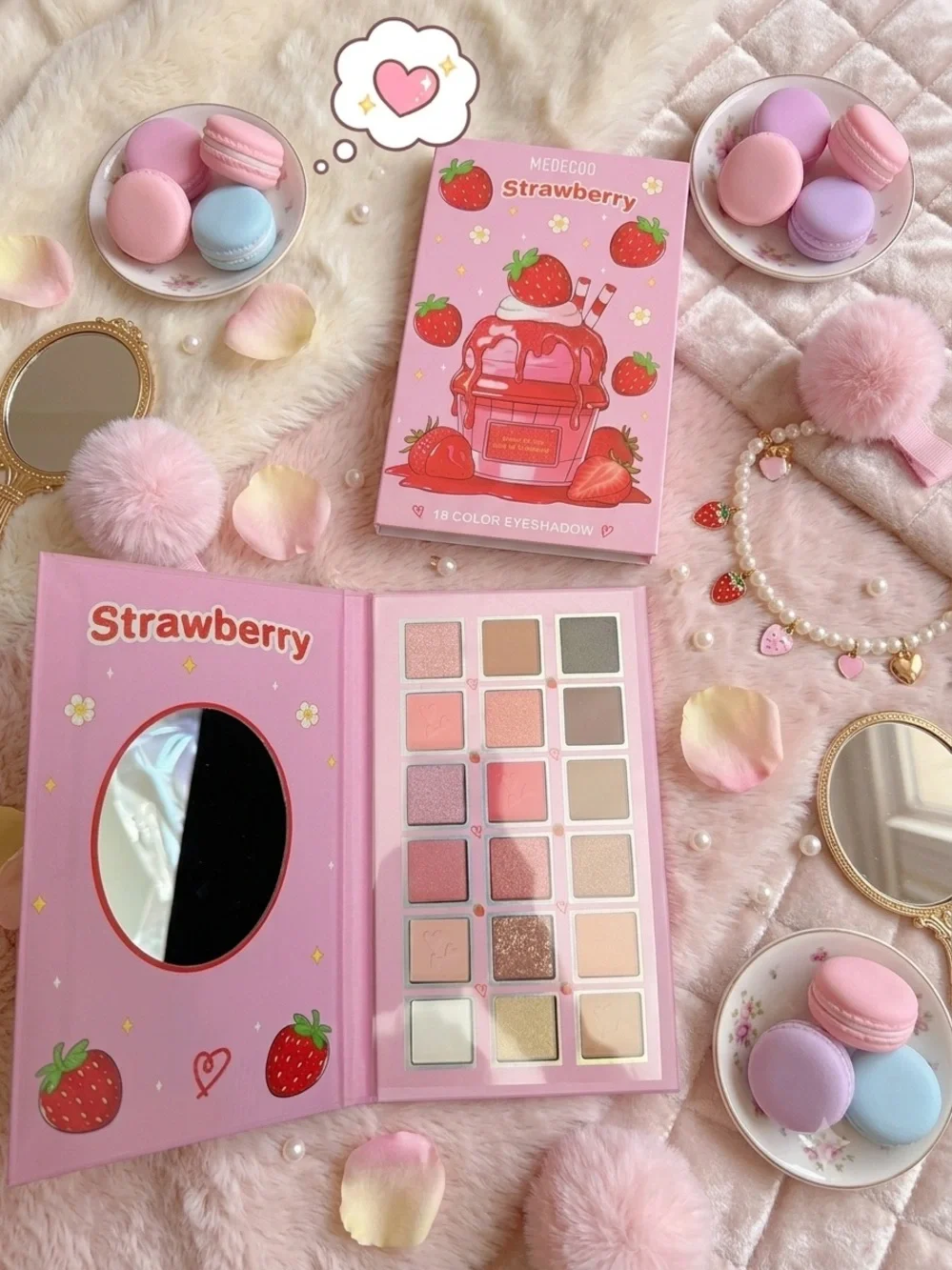 MEDECOO Strawberry 18-Color Eyeshadow Palette - Pink